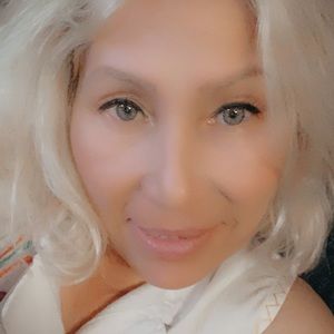 Meet your Posher, Norma